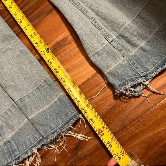 Kimes Ranch Jennifer Jeans 4/30 High Rise Flare Light Wash Raw Hem (0992) - Picture 6 of 10